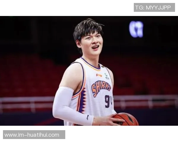 王哲林高效表现令人期待青岛虽遭遇开局困境但仍不放弃拼搏精神 王哲林高效表现令人期待青岛虽遭遇开局困境但仍不放弃拼搏精神